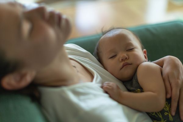 como-superar-una-depresion-post-parto-madre-con-hijo